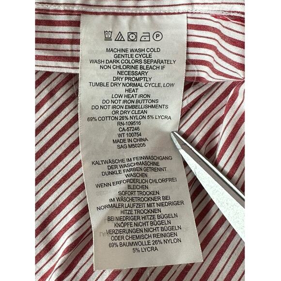 Victorinox Shirt Mens Large Button Up Tailored Fit Red‎ Pinstripe Office Preppy - Picture 6 of 7